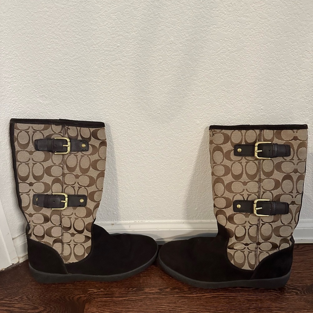 Coach monogram and suede brown boots size 7